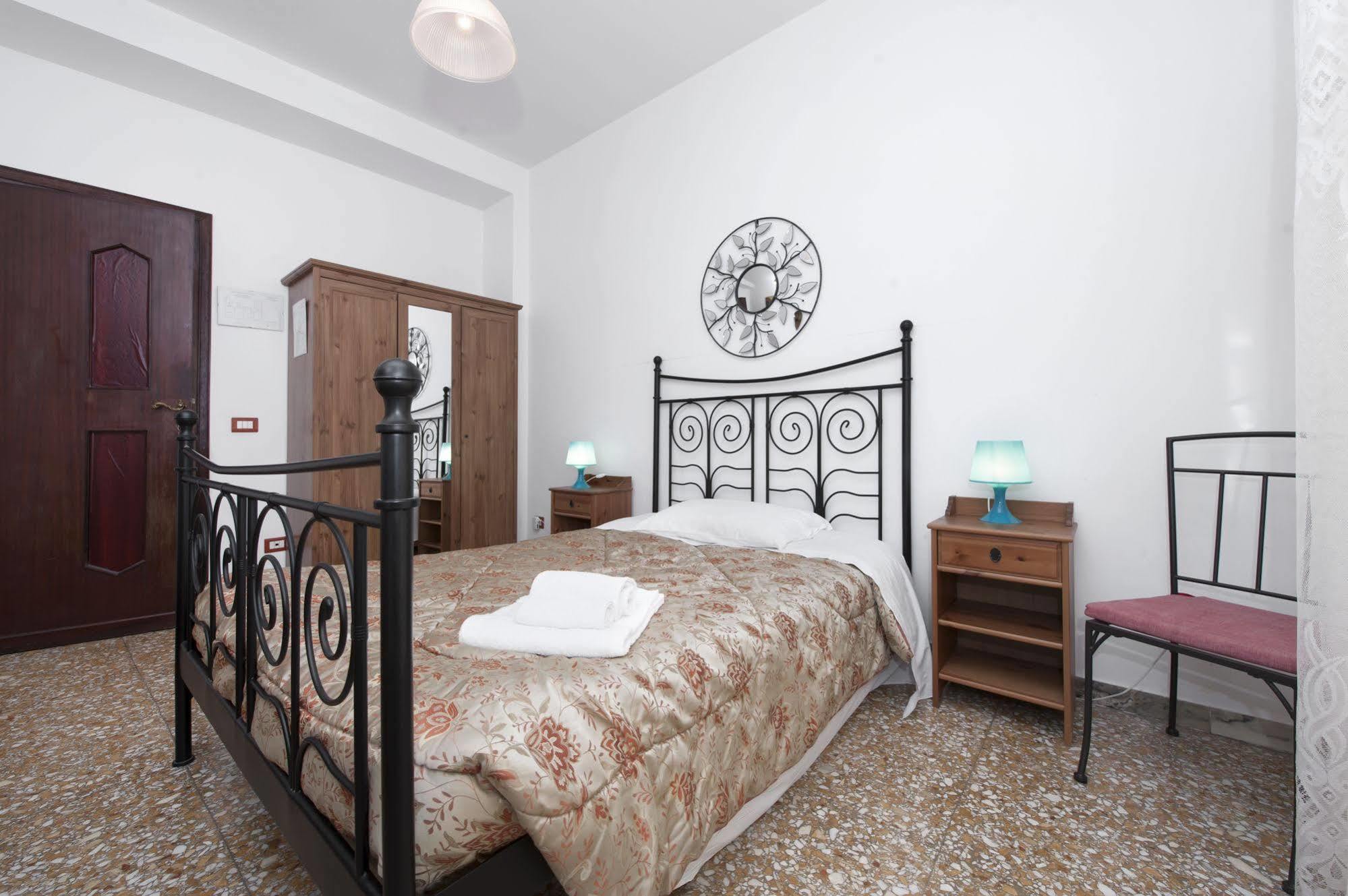 B&B A Room For Holiday Rom Exterior foto