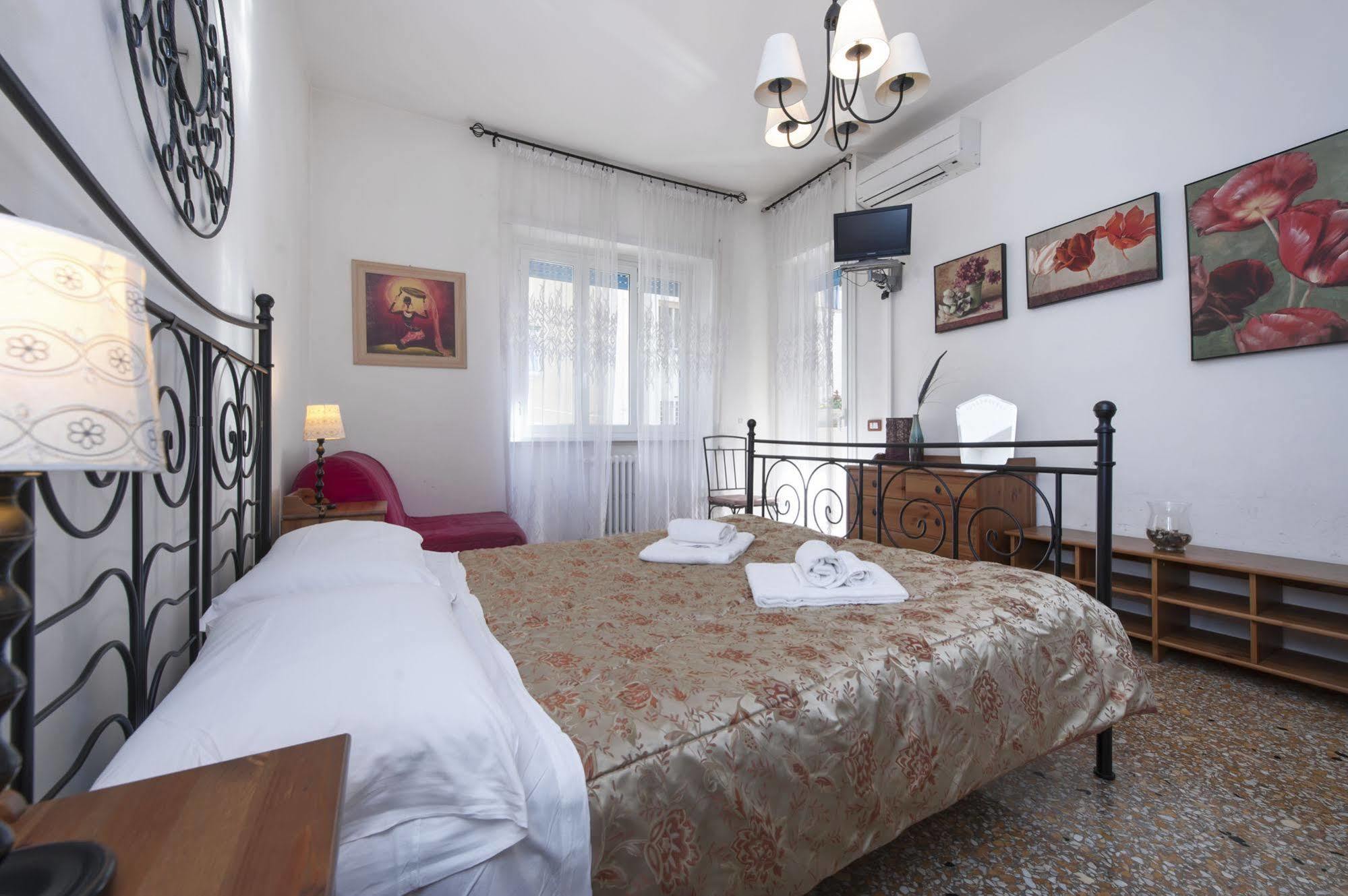 B&B A Room For Holiday Rom Exterior foto